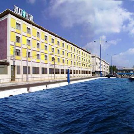 Hotel Dello Stretto Messina Exterior photo