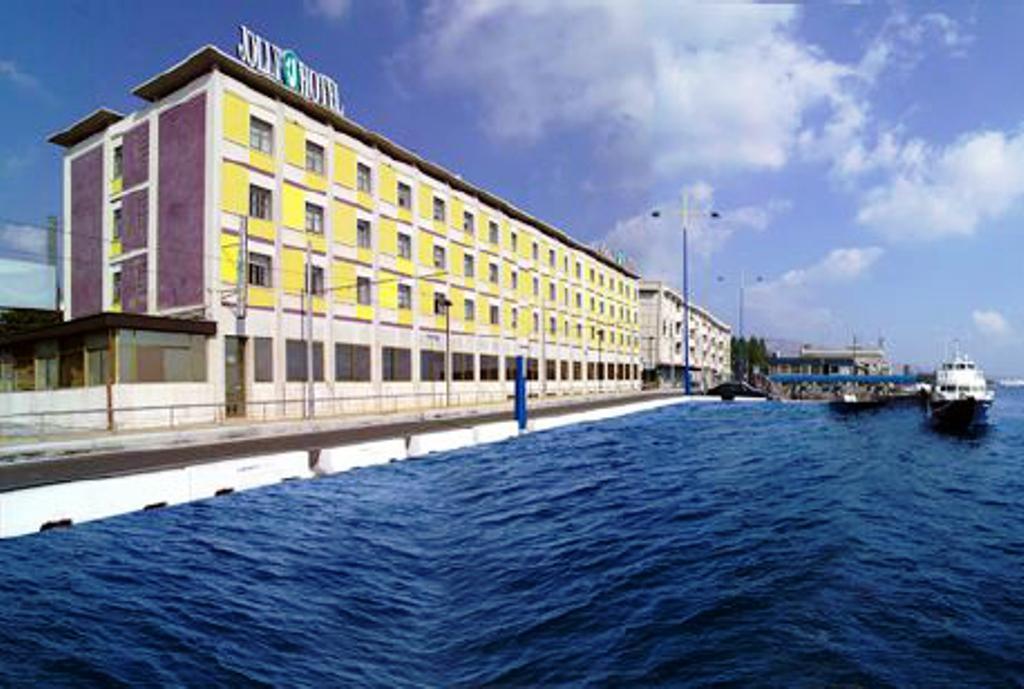 Hotel Dello Stretto Messina Exterior photo