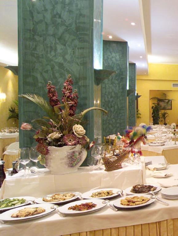 Hotel Dello Stretto Messina Exterior photo